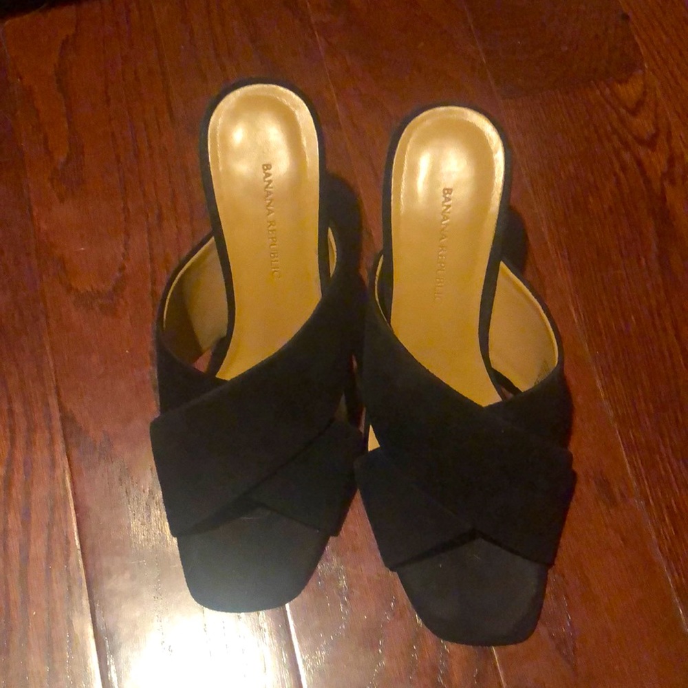 Brand new just worn it around the house